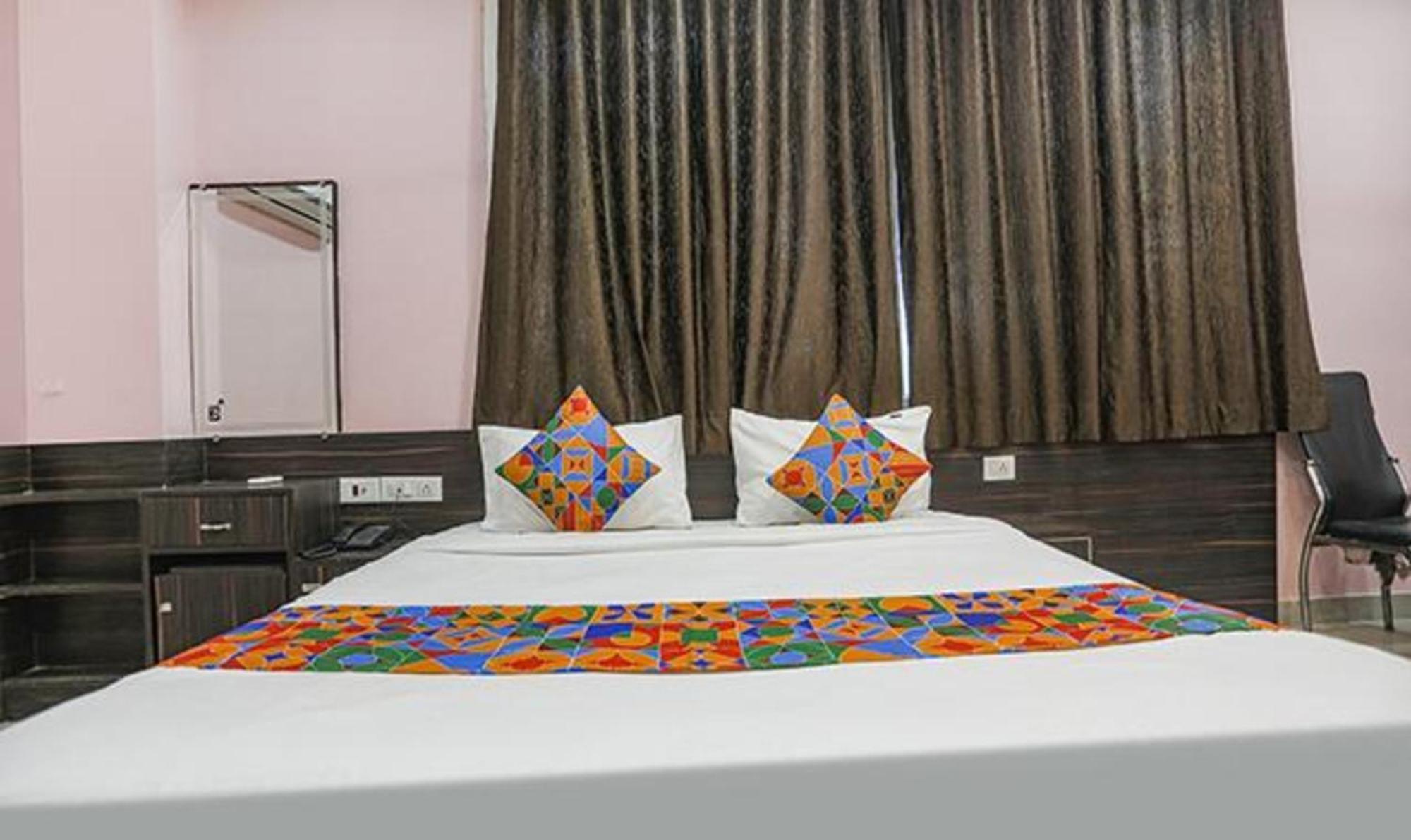 Fabexpress Banarasi Kothi 3* Varanasi